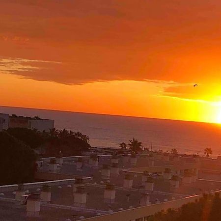 לה לבאנדו Appartement Vue Mer Au Lavandou מראה חיצוני תמונה