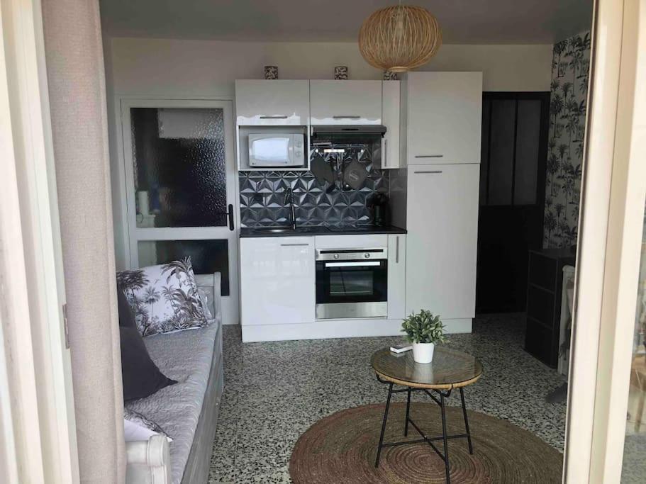 לה לבאנדו Appartement Vue Mer Au Lavandou מראה חיצוני תמונה