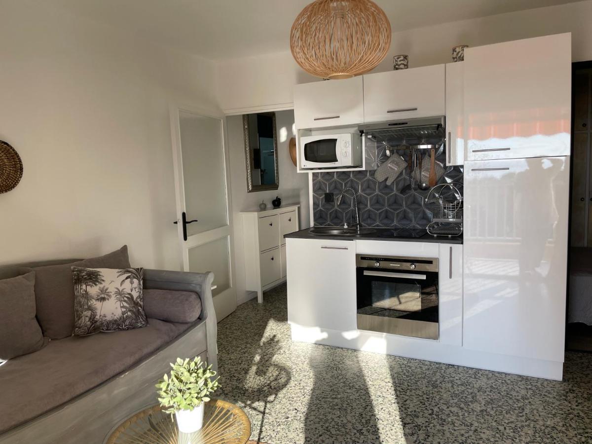לה לבאנדו Appartement Vue Mer Au Lavandou מראה חיצוני תמונה